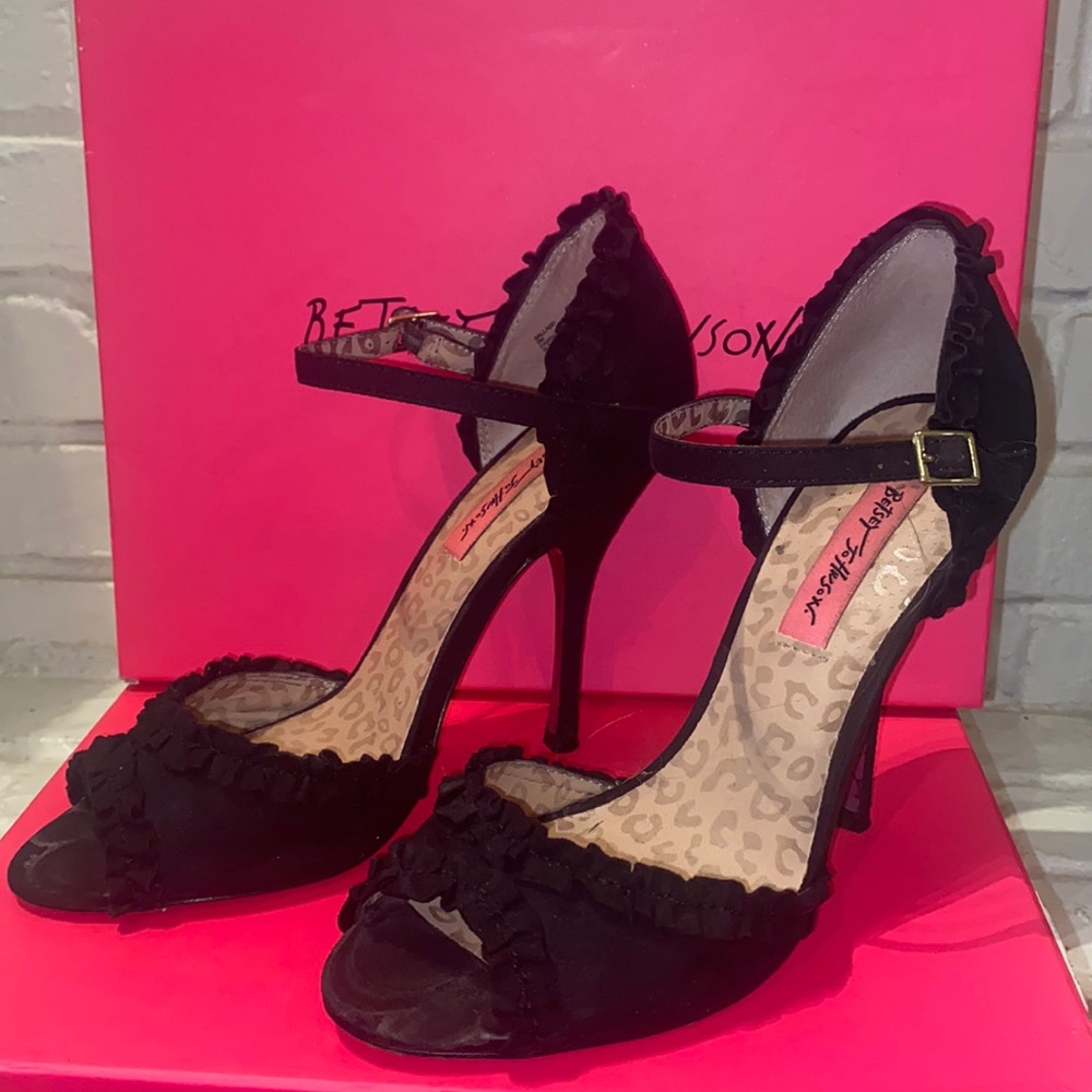 Betset Johnson Black sued size 8 “Balladd”